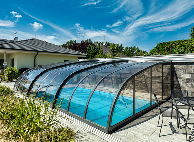 Dallas Wall Outdoor Pool Enclosure